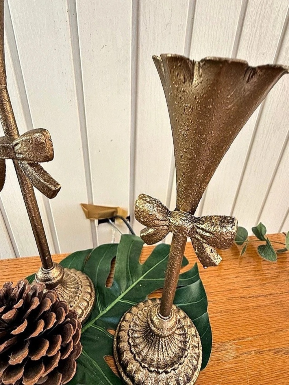 3Gold Bow Candlestick Holder Pair - Picture 7 of 7